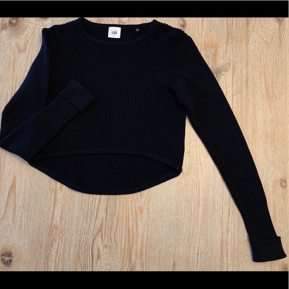 Brand New Cabi crop sweater